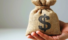 跨年债市延续强势，中长债基金业绩出色，关注信用债补涨机会