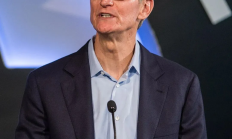 苹果被曝正在研发多款芯片；OpenAI任命应用部门CEO丨全球科技早参