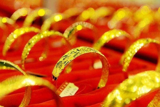 托管黄金超5000万金店疑似跑路 中国黄金加盟商管理遭“拷问”