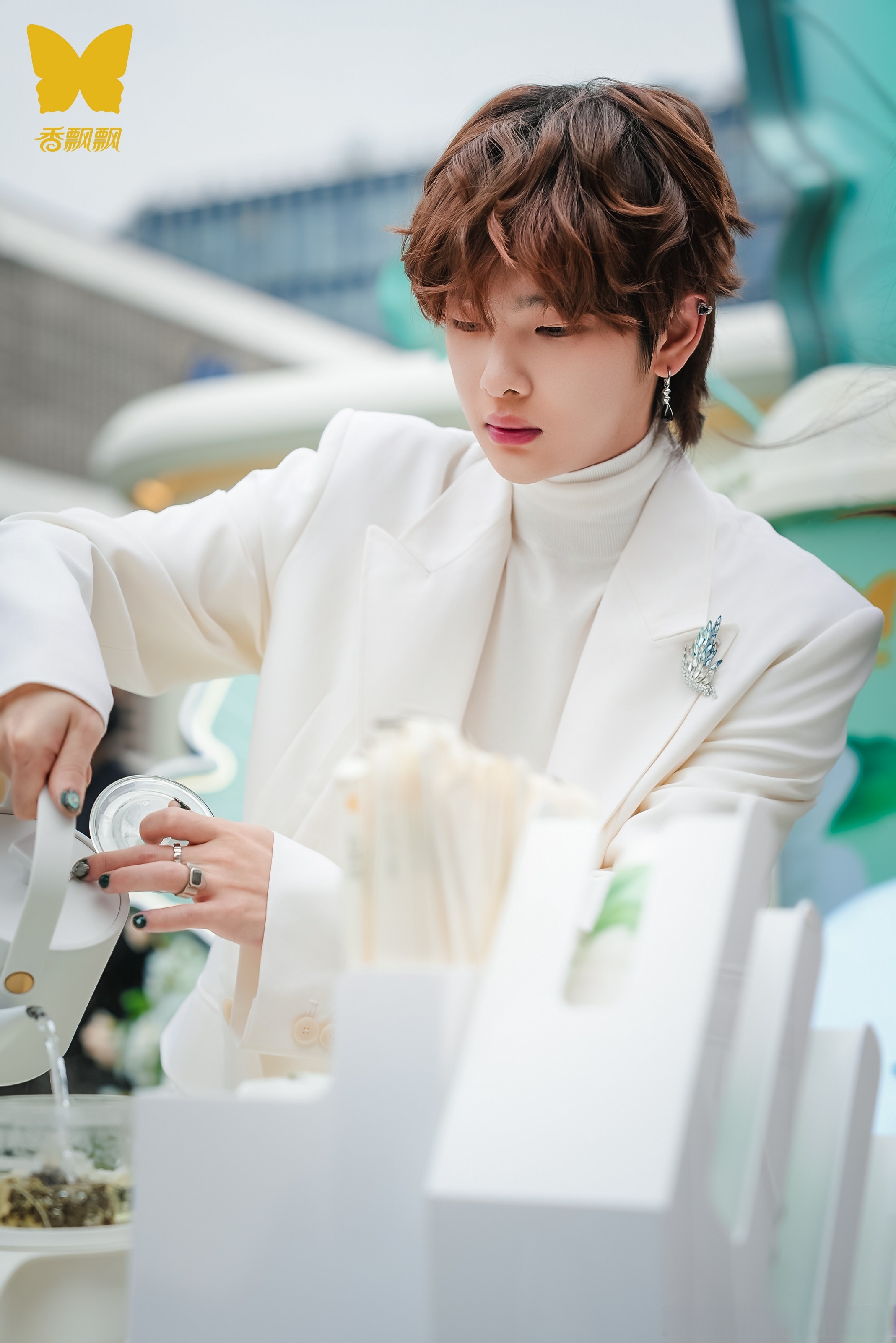 奶茶业务持续下滑 香飘飘“入冬”