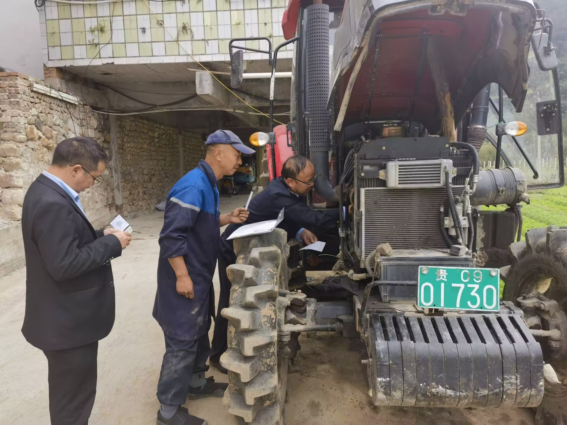 抢抓农时、多措并举 农业上市公司全力按下春耕“保供键”