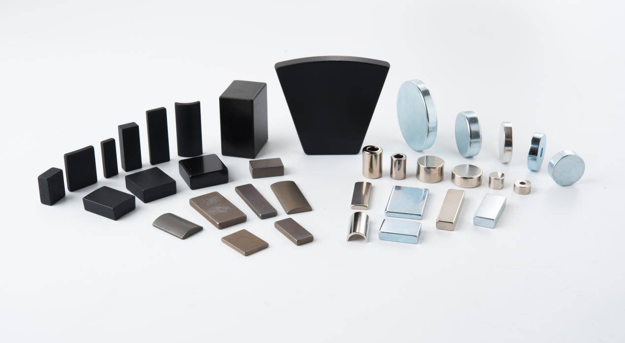 天和磁材上市首日涨290%