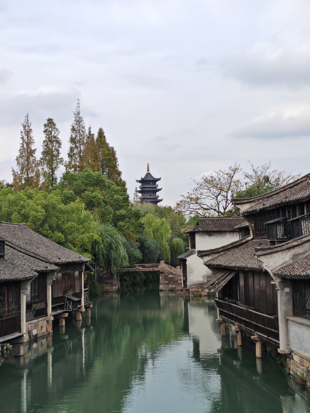 世界互联网大会似水十年间 看乌镇的“快与慢”