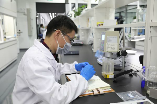 “双京”协同创新破“内卷”，重塑技术从实验室到消费场景路径