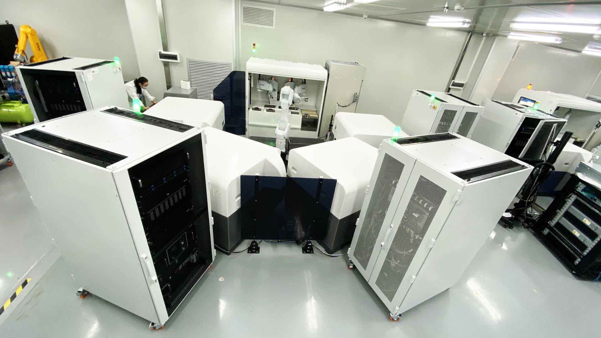 华大智造2025年上半年测序仪销量增超60%,智能自动化与多组学协同开辟新增长曲线