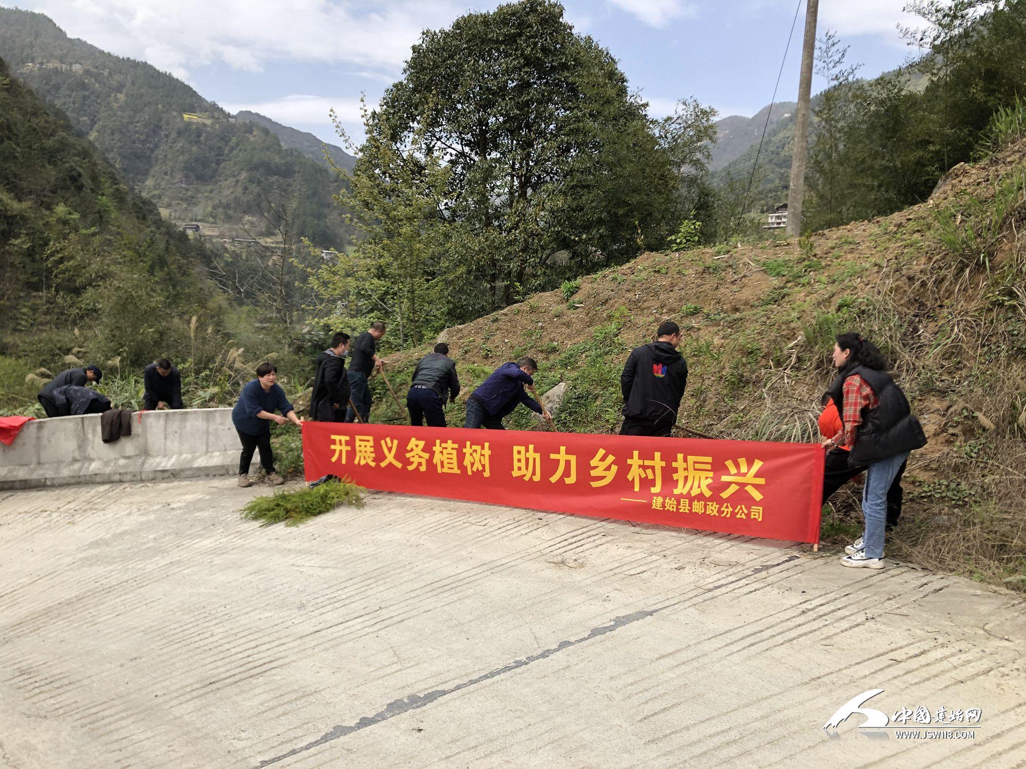 对资金占用不手软 监管部门处罚2家公司